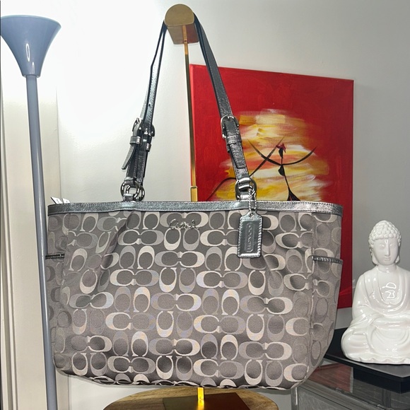 Coach Gallery Signature Metallic Gray Jacquard Tote 14”x 10.25”x 4.25” 2011 NWOT